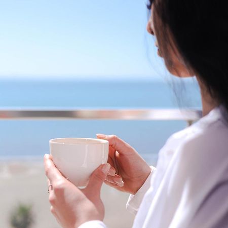 Hotel Frojd - Beach Front Resort Shëngjin Dış mekan fotoğraf