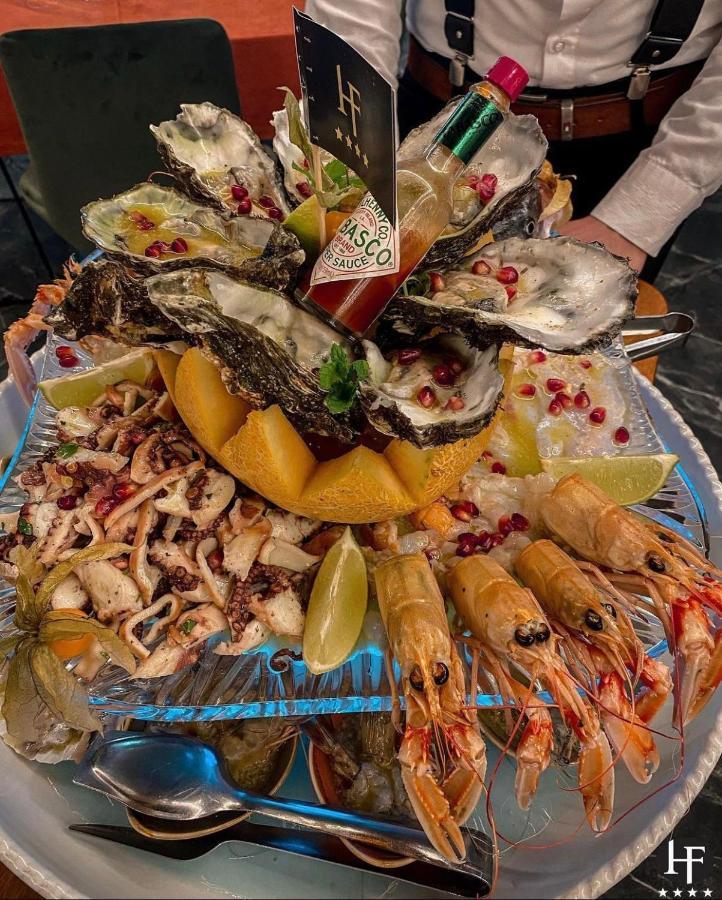 Hotel Frojd - Beach Front Resort Shëngjin Dış mekan fotoğraf