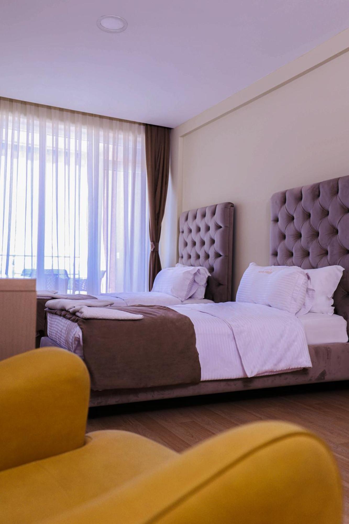 Hotel Frojd - Beach Front Resort Shëngjin Dış mekan fotoğraf